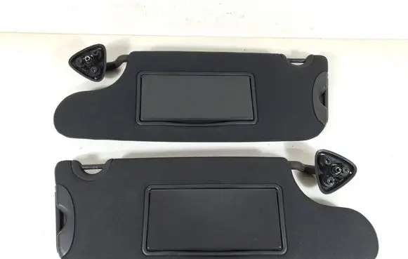 Dodge Challenger Sun visor Unknown