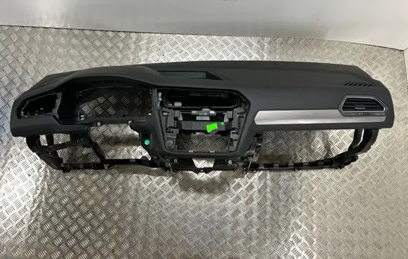 Volkswagen Tiguan Allspace Dashboard 5NB858296B 5NN880204F 5NA800375CA