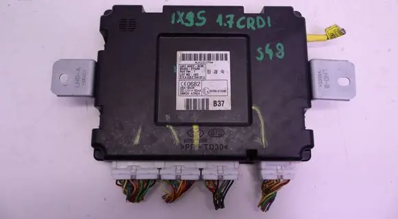 Hyundai ix35 Other control units/modules 954002YGA0