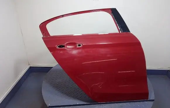 Fiat Tipo Rear door