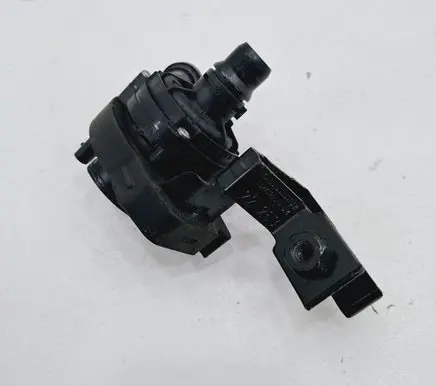Peugeot 208 Electric auxiliary coolant/water pump 9827426580