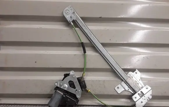 Peugeot 807 Sliding door window regulator with motor 32261604