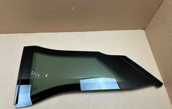 BMW i3 Rear side window 7288191