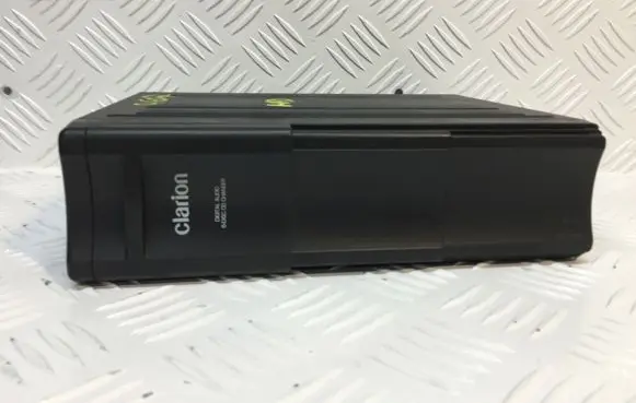 Peugeot 607 CD/DVD changer 9636561780
