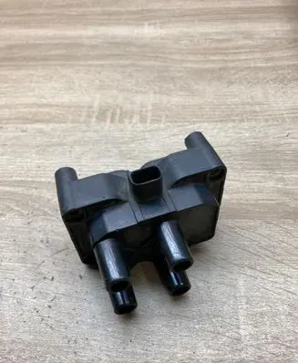 Ford Focus High voltage ignition coil 0221503485 4M5G12029ZB