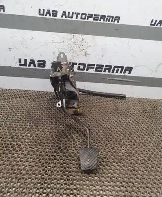 Hyundai i30 Clutch pedal 328023X120 S03HE