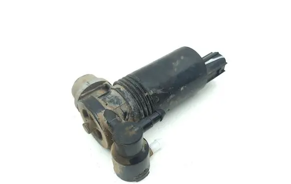 Land Rover Evoque II Windscreen/windshield washer pump 1057876002