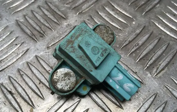 Audi A6 S6 C6 4F Airbag deployment crash/impact sensor 4F0955557