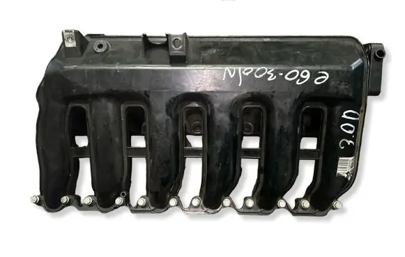 BMW 5 E60 E61 Intake manifold 7790701
