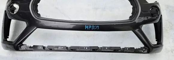 Maserati Levante Front bumper 670118509dfdf