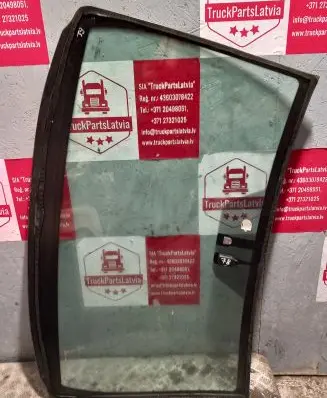 Toyota RAV 4 (XA30) Front windscreen/windshield window 