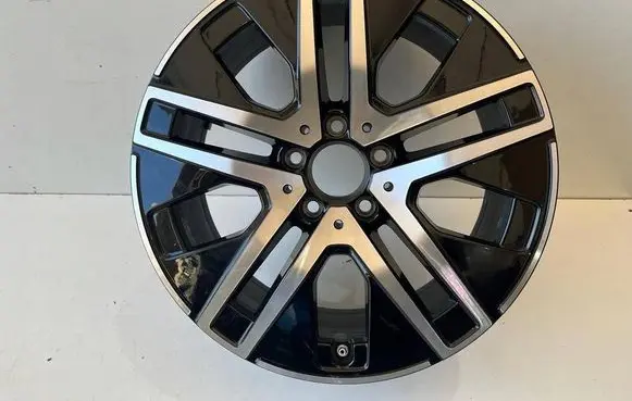 Mercedes-Benz GLA H247 R18 alloy rim A2474012700