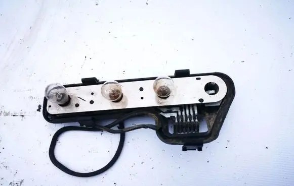 Opel Zafira A Tail light bulb cover holder gm5249