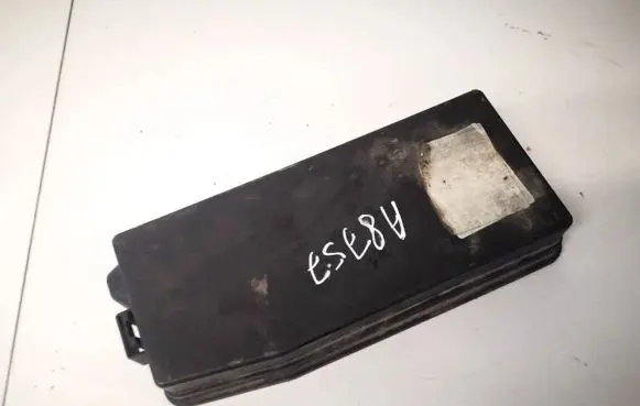 Chevrolet Captiva Fuse box cover 96821095