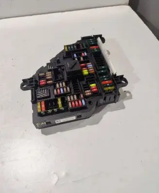 BMW 5 F10 F11 Fuse module 9264923 05595331 417033452