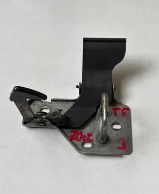 Volkswagen Multivan T5 Engine bonnet/hood lock/latch loop/hook 7H0823480A