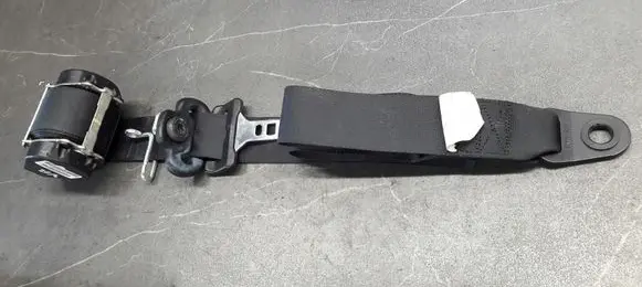 Ford Focus Front seatbelt p520460802g