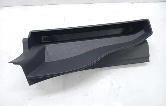 Opel Zafira B Rear sill trim cover 13248991