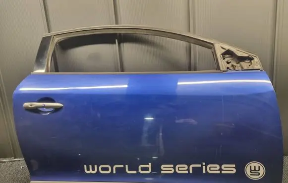 Door (2 Door Coupe)