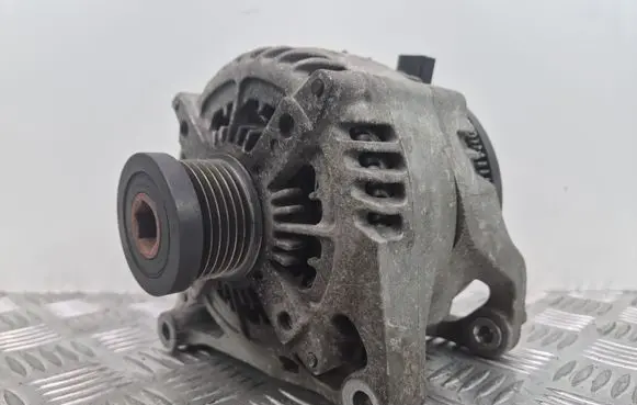BMW X1 E84 Generator/alternator 7605061 062106401
