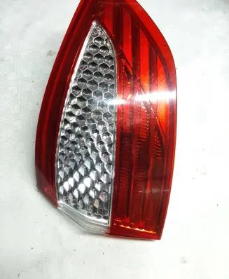 Ford Mondeo MK IV Rear/tail lights 7S7113404B