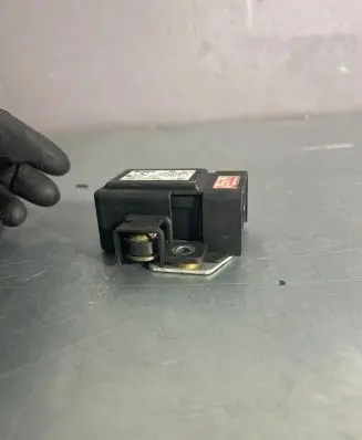 Mercedes-Benz E W211 ESP acceleration yaw rate sensor 0005422481 0265005230 0015404517
