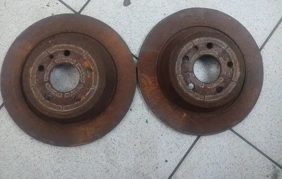 Ford Escape III Rear brake disc
