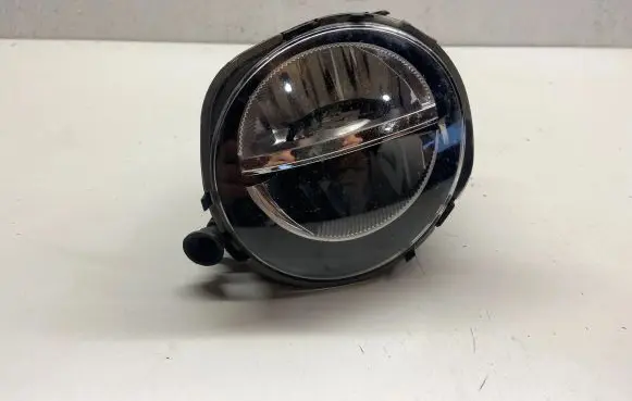 BMW 4 F36 Gran coupe Front fog light 6317731556007 7315560 E6D685
