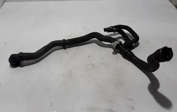 Peugeot 5008 Engine coolant pipe/hose 9812751880