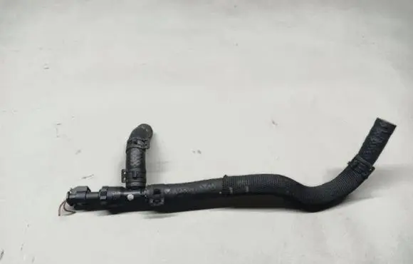 Audi A3 S3 8V Fuel temperature sensor 04L919365