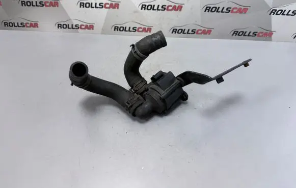 Volkswagen Touran II Electric auxiliary coolant/water pump 5N0965561 T1843440 701713080