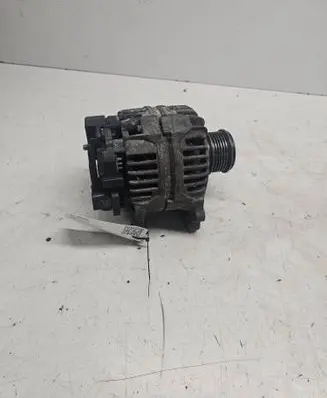 Volkswagen Golf IV Generator/alternator 038903023L