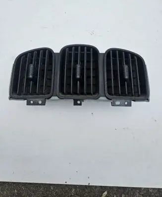 Dash center air vent grill