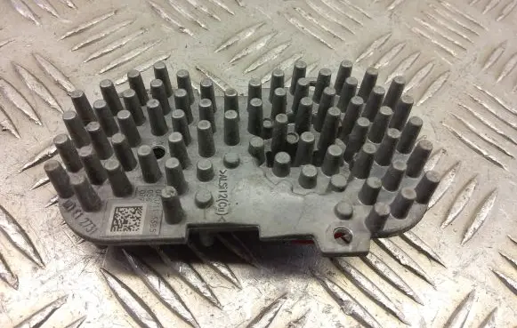 BMW X3 F25 LED ballast control module 1305715084