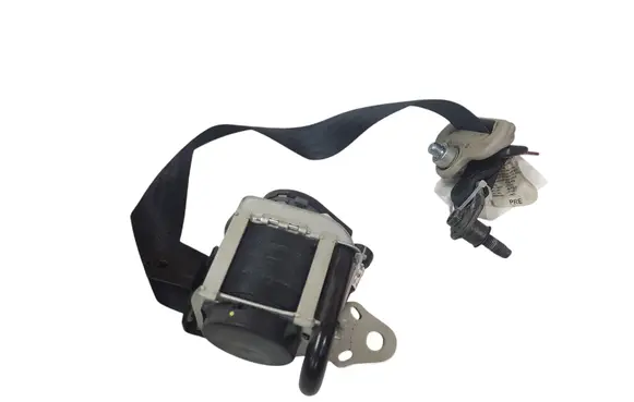 Nissan Juke I F15 Front seatbelt 6168496 6167590