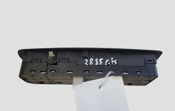Renault Laguna III Electric window control switch 809610006RC
