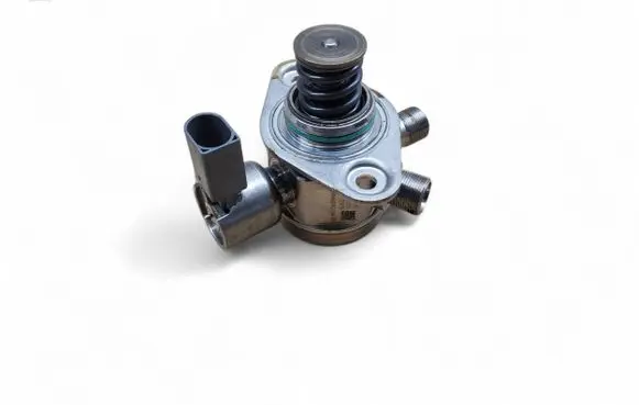 Mercedes-Benz GL X166 Fuel injection high pressure pump A2780701101