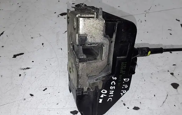 Renault Scenic RX Front door lock