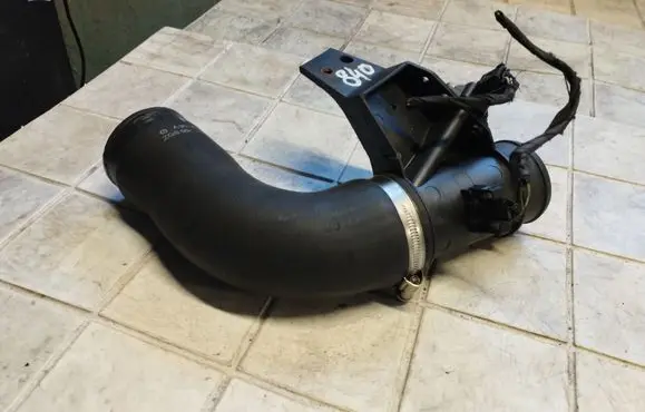 Mercedes-Benz Sprinter W901 W902 W903 W904 Intercooler hose/pipe A9015284782