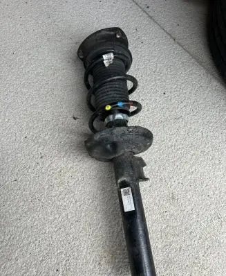 Volkswagen Golf VII Front shock absorber/damper 5Q0413023FP