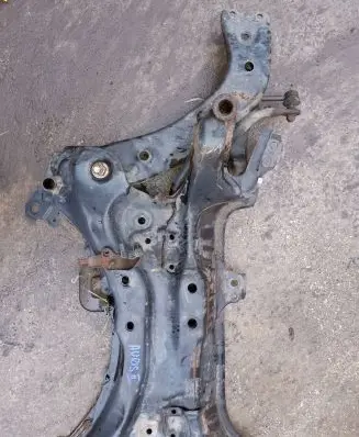 Toyota Auris E180 Front subframe