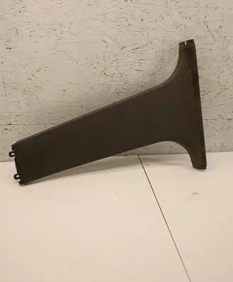 Volkswagen Golf Plus (B) pillar trim (bottom) 4M51A243W07A