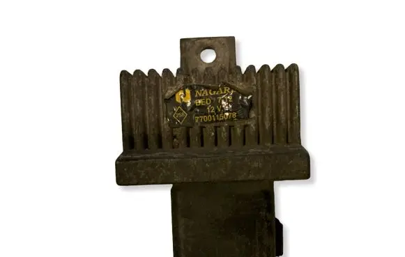 Renault Trafic II (X83) Glow plug pre-heat relay 7700115078