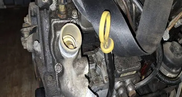 Opel Zafira A Engine coolant pipe/hose 