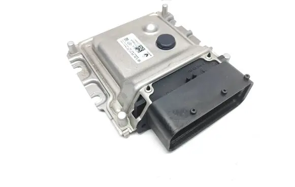 Renault Trafic III (X82) Adblue control unit 237G00049R 237G00001R 0281032615