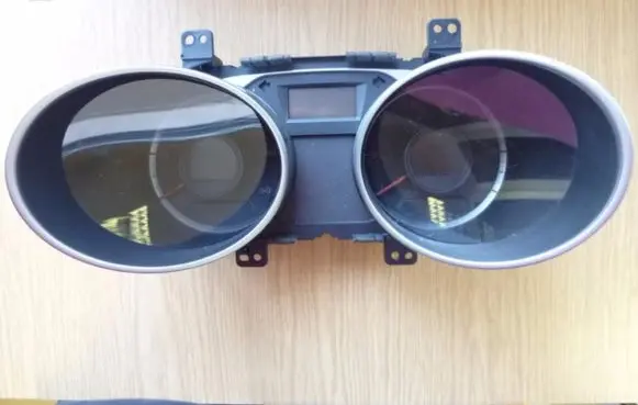 Hyundai ix35 Speedometer (instrument cluster) 940032Y330 B138