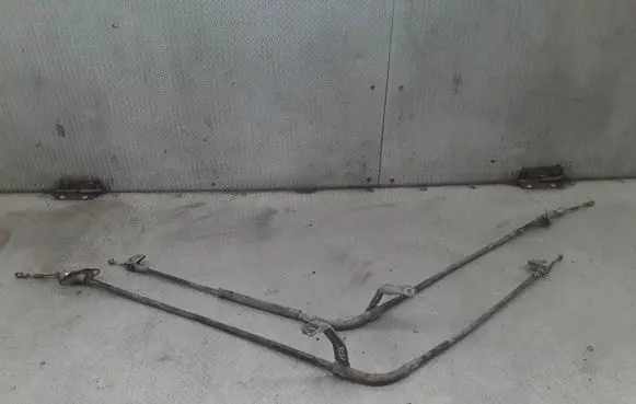 SsangYong Korando Handbrake/parking brake wiring cable 