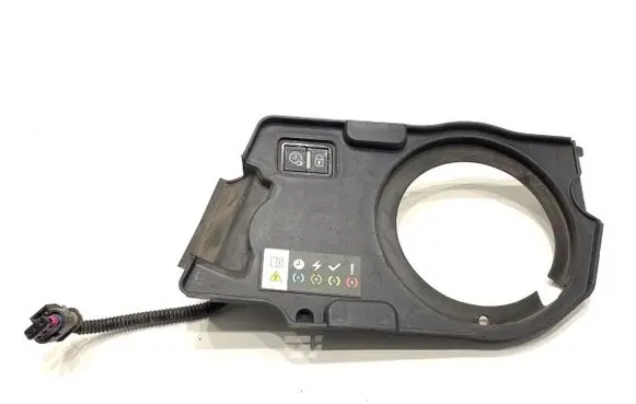 Peugeot 3008 II Other exterior part 9823707580