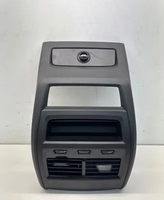 BMW X5 G05 Rear air vent grill 9399875 939987509