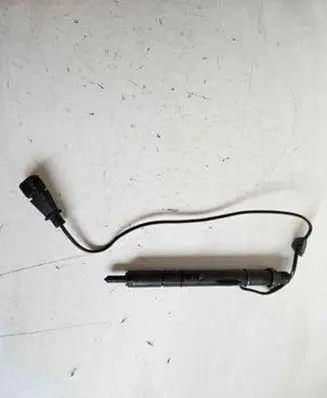Audi A6 S6 C5 4B Fuel injector 0432133802